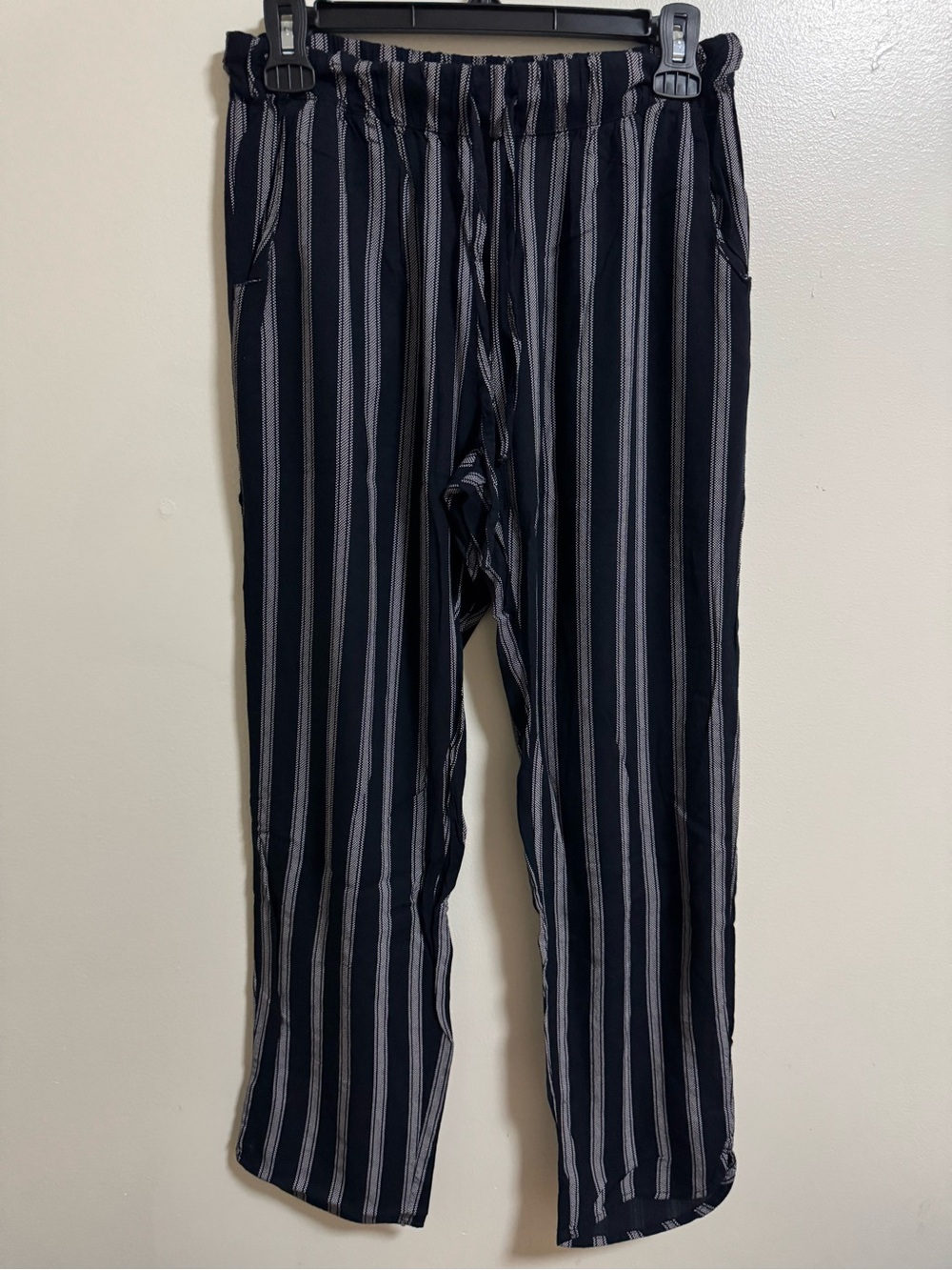 American Eagle Striped Pants